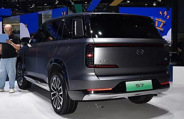 全新國產中大型SUV,增程插混雙動力。續航超1000km!-有駕 全新國產中大型SUV,增程插混雙動力。續航超1000km!-有駕