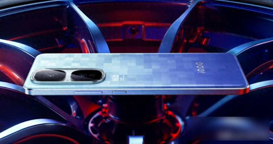 手游性能卷上天,iQOO Neo10 Pro+堆料猛如虎,3200元能買啥?