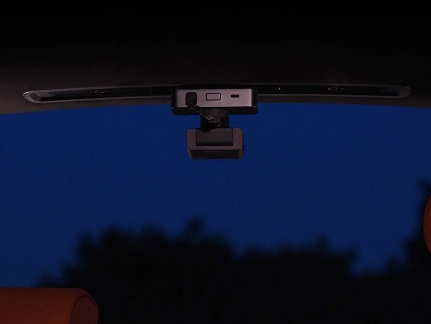 雷軍詳解小米YU7空調模式功能、小米汽車車頂滑軌承重與Ultra Club權益