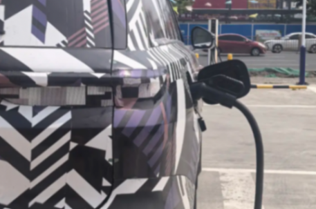 搭載2.0T插混系統,魏牌將推旗艦大6座SUV,劍指問界M9?