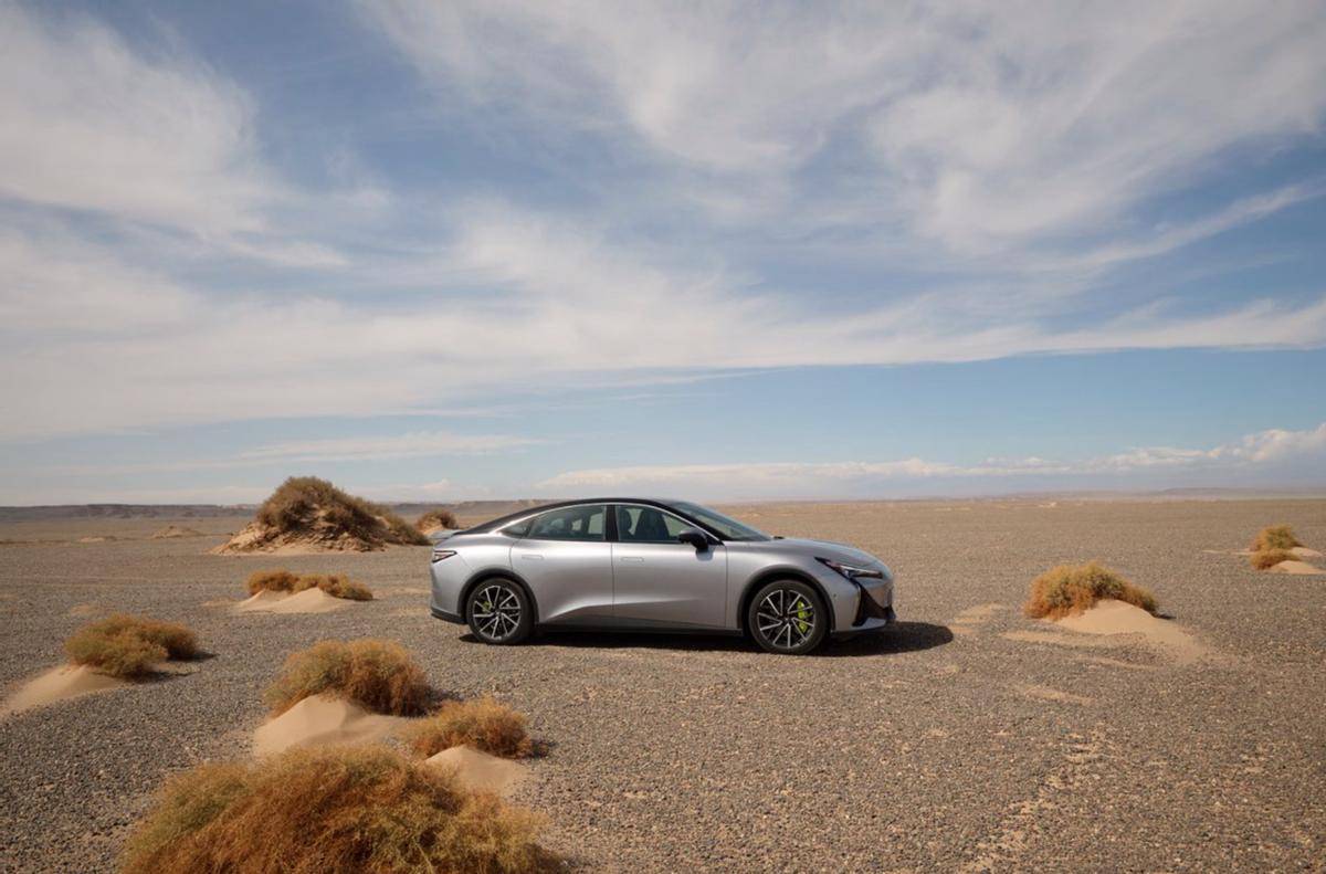 破孤島,織大網:極狐開啟充電生態共贏新時代