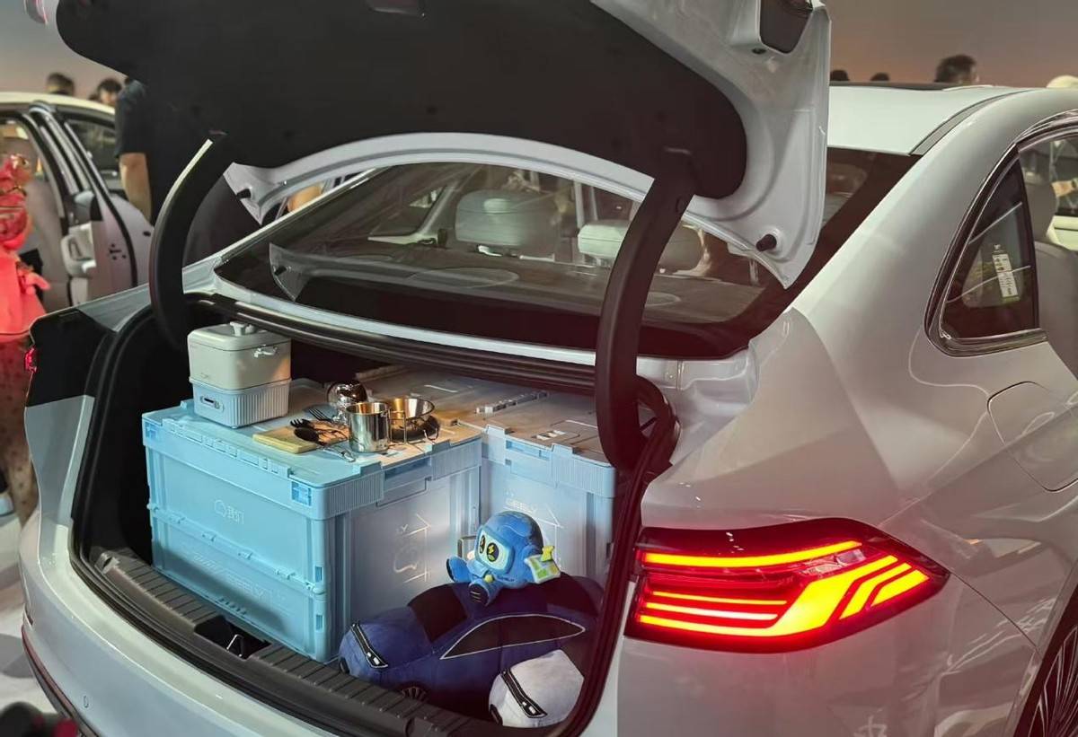 軸距越級,價格屠夫,吉利銀河A7售價8.98萬元