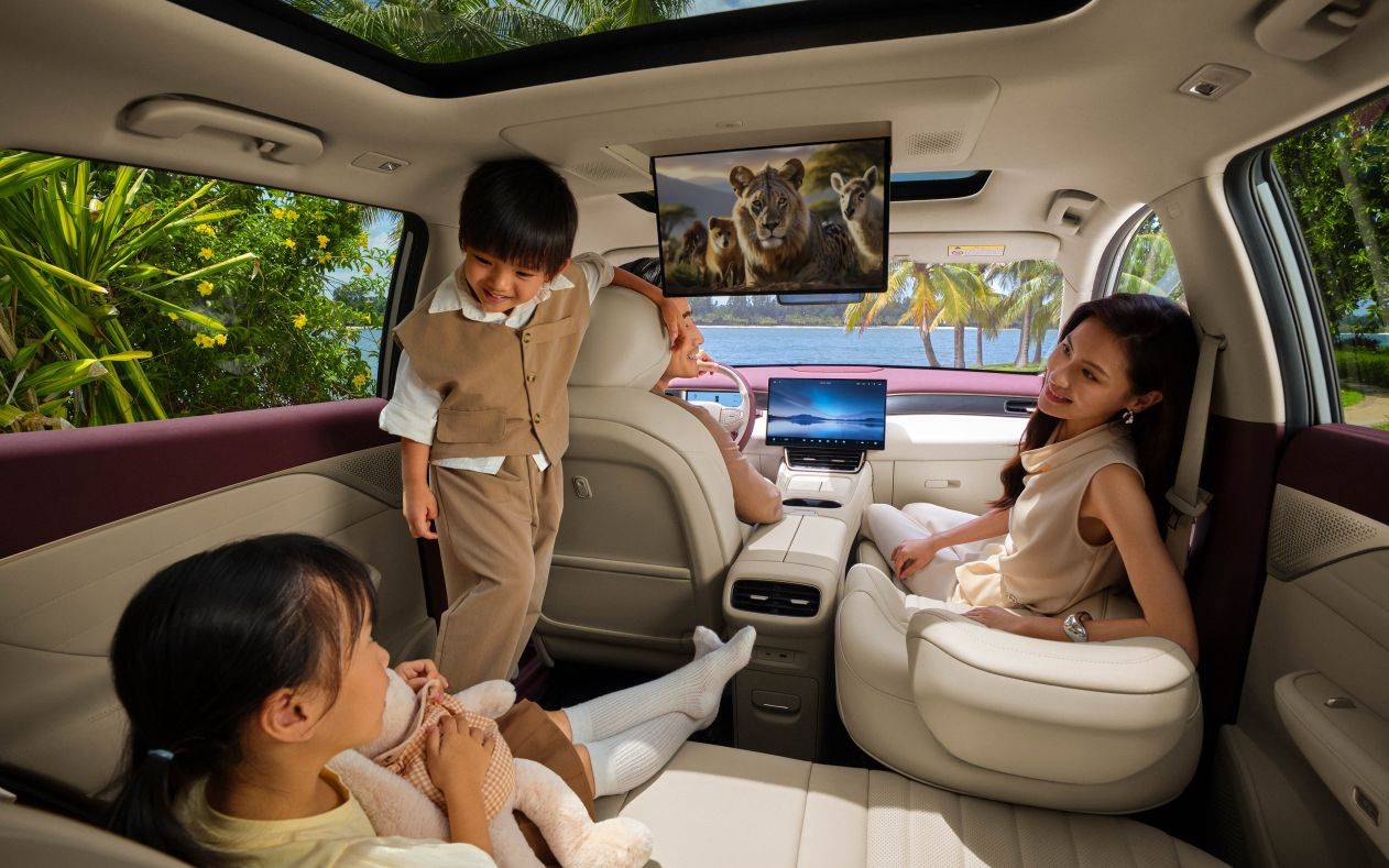 東風風神L8預售價12.99萬起:舒適牌能否撼動混動SUV市場格局?