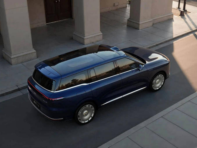 增程車型市場遇冷因“實力不濟”?超快充+大電池成為增程車新趨勢