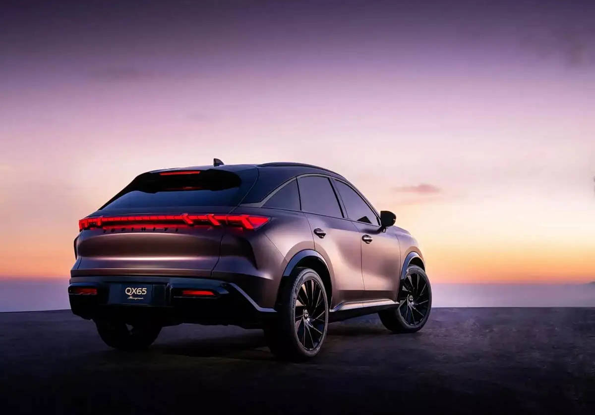 采用全新風(fēng)格/搭2.0T+9AT 英菲尼迪QX65官圖發(fā)布