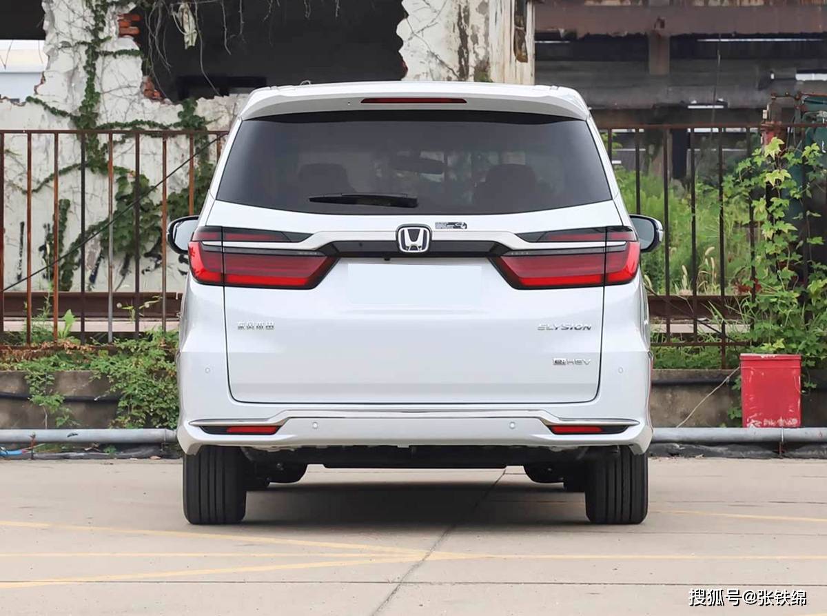 新款東風(fēng)本田艾力紳實(shí)車,換裝新前臉,7座,側(cè)滑門,8月上市