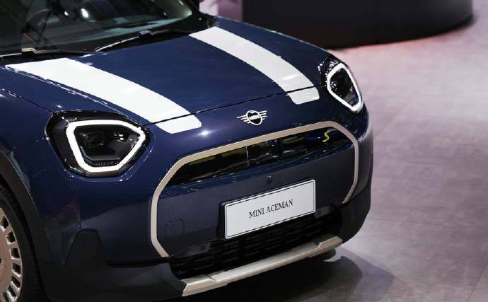 詮釋“玩車”樂趣 寶馬集團將攜多款性能車型與個性化改裝車亮相成都車展