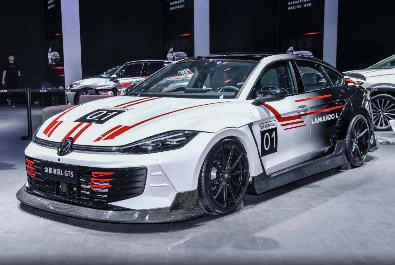 13萬(wàn)級(jí)凌渡GTS對(duì)比20萬(wàn)級(jí)高爾夫GTi,上汽大眾比一汽良心嗎?