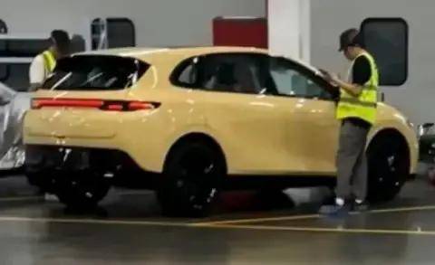 新車定名Lafa5,慕尼黑車展首發,零跑不甘做“理想平替”?