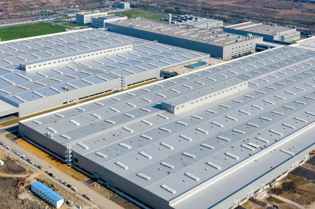 吉利新能源汽車電動車發展史,中國第一家生產自主品牌轎車的民營企業。