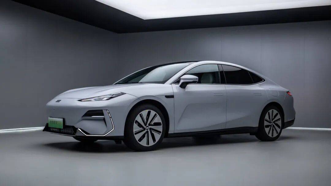 吉利新能源汽車電動車發展史,中國第一家生產自主品牌轎車的民營企業。