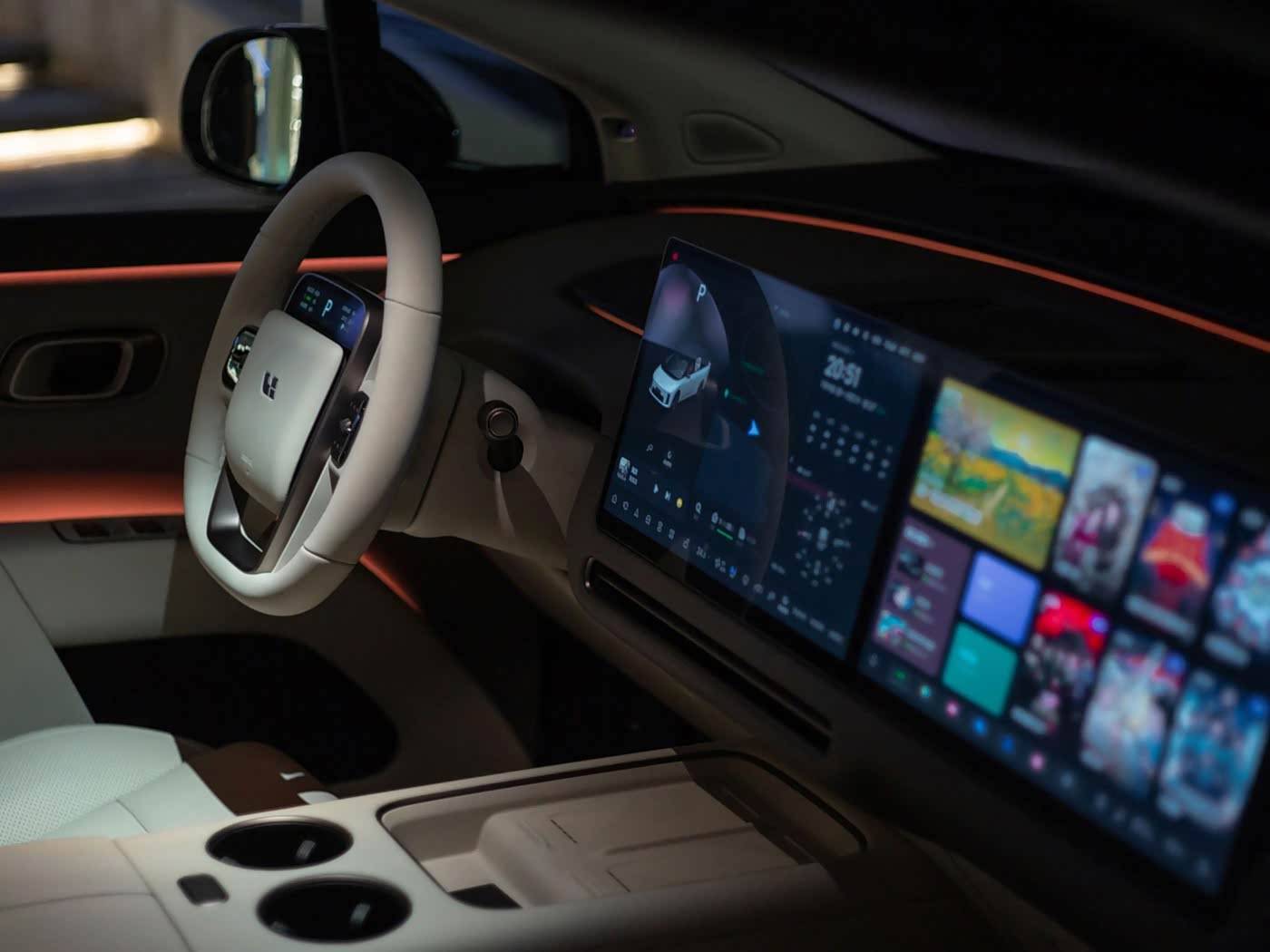 說一個令很多人不安的事:比亞迪,越來越像理想了