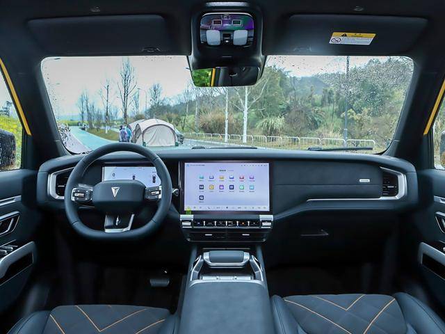 20萬級方盒子對決:深藍G318和鈦7,誰才是全能王者?