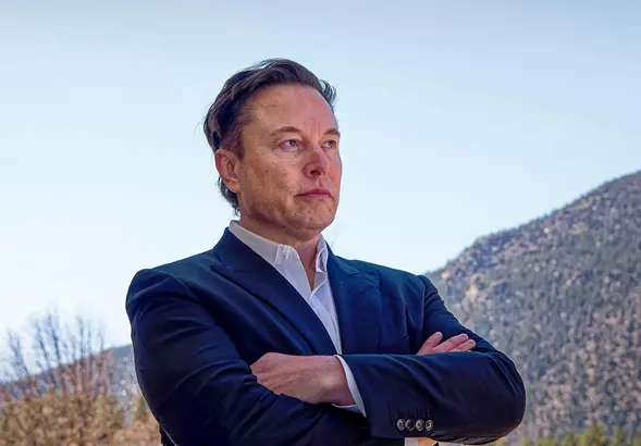 馬斯克：特斯拉AI5芯片明年出樣品 臺(tái)積電三星共造